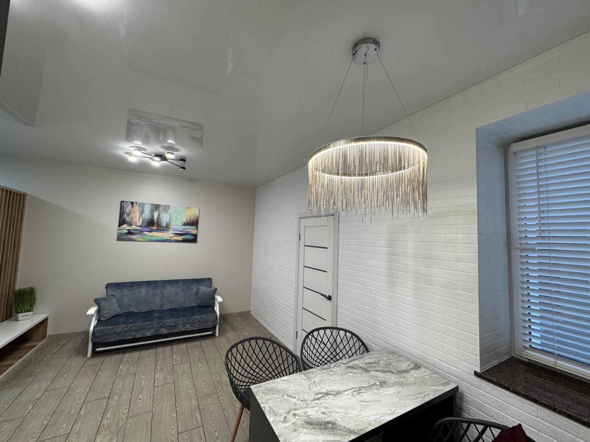 Lux Apartment & Центр,Жк Театральний Rivne Exterior foto